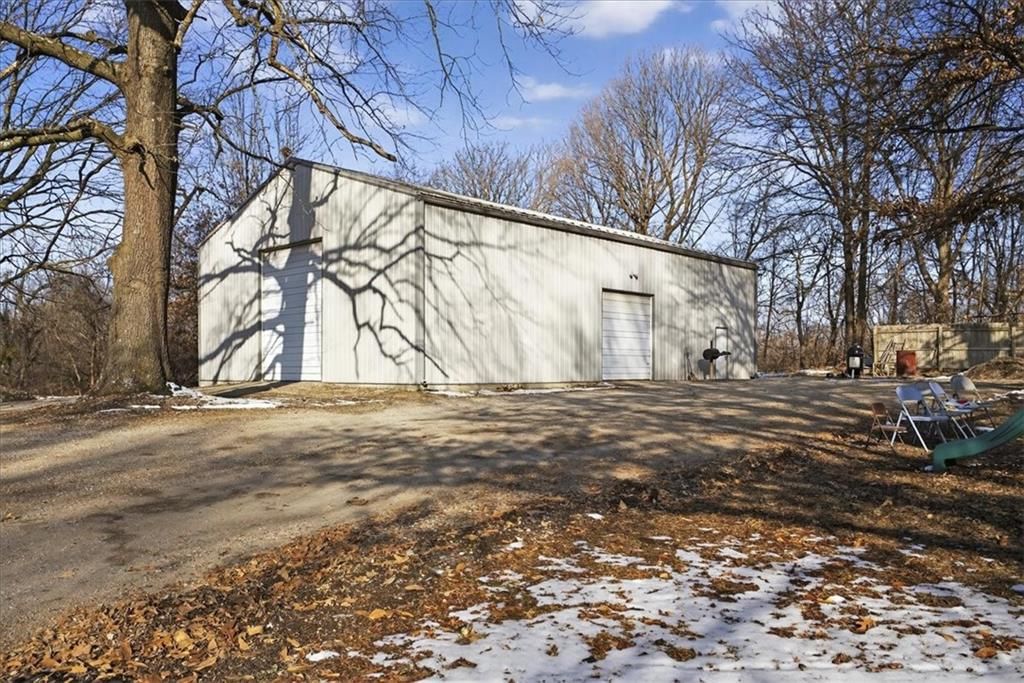 3724 N Perrin Road — photo 42