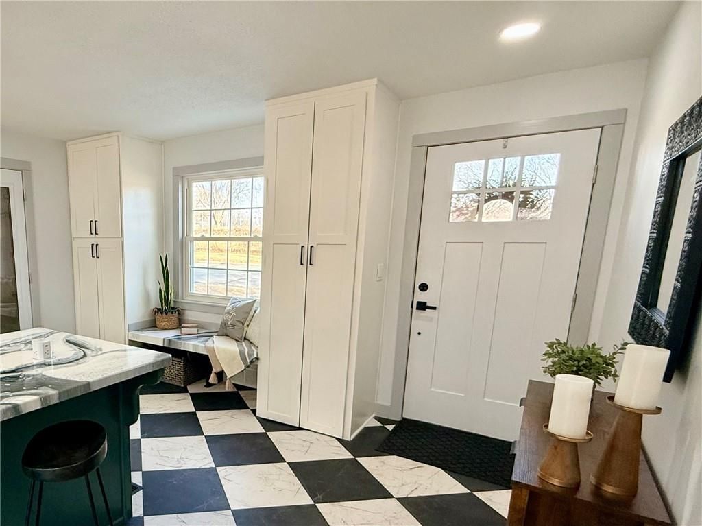 7612 MARYBELLE Lane — photo 3