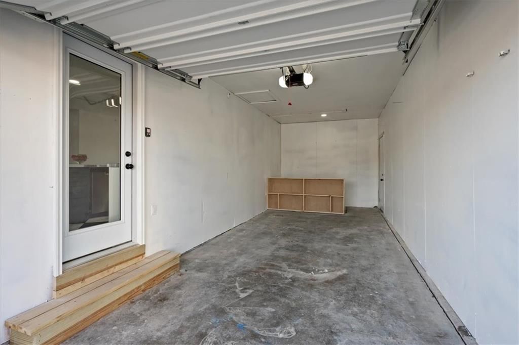 7612 MARYBELLE Lane — photo 32