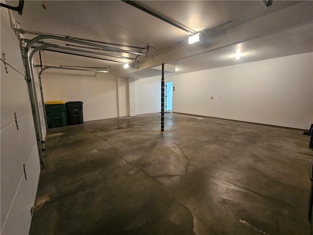 10907 Gillette Street — photo 26