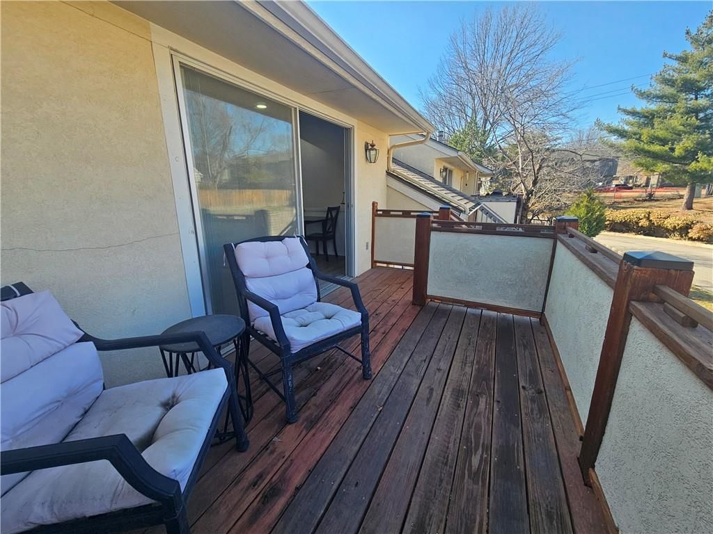 10907 Gillette Street — photo 28