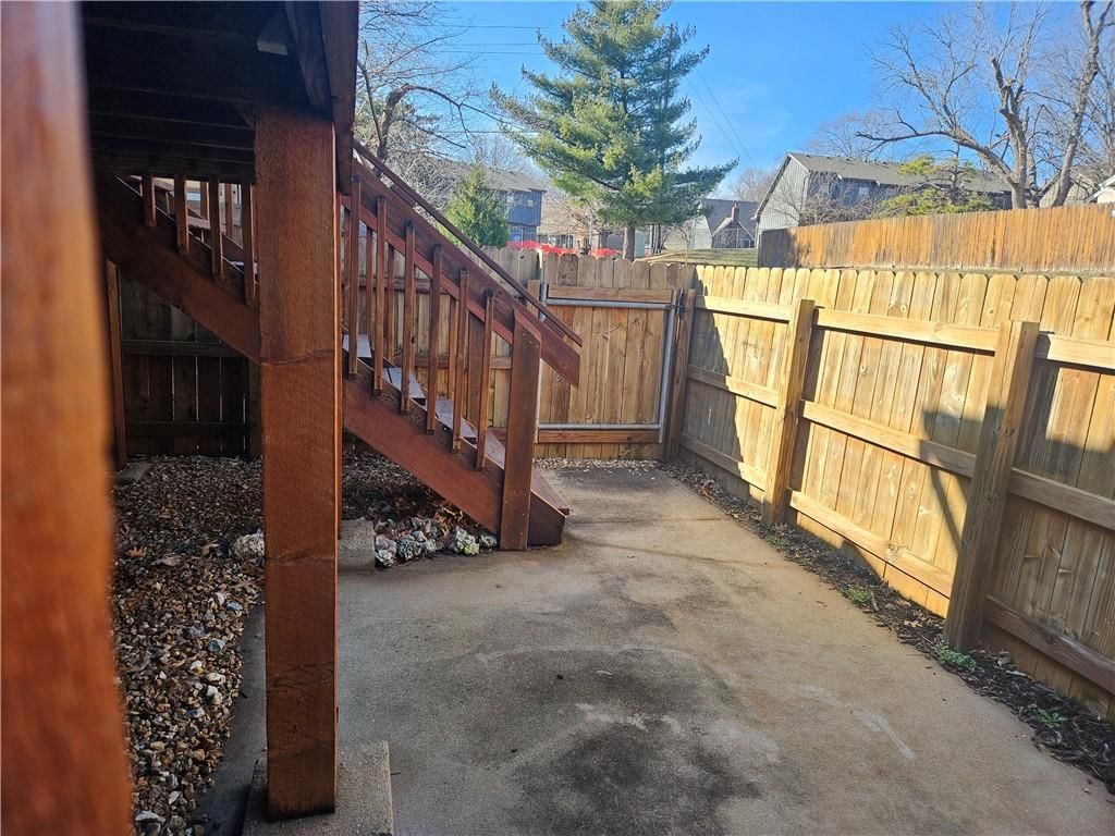 10907 Gillette Street — photo 30