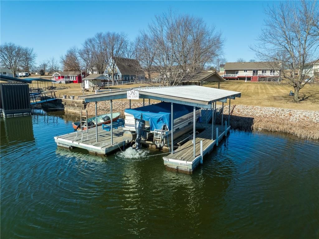 990 Lake Viking Terrace — photo 9