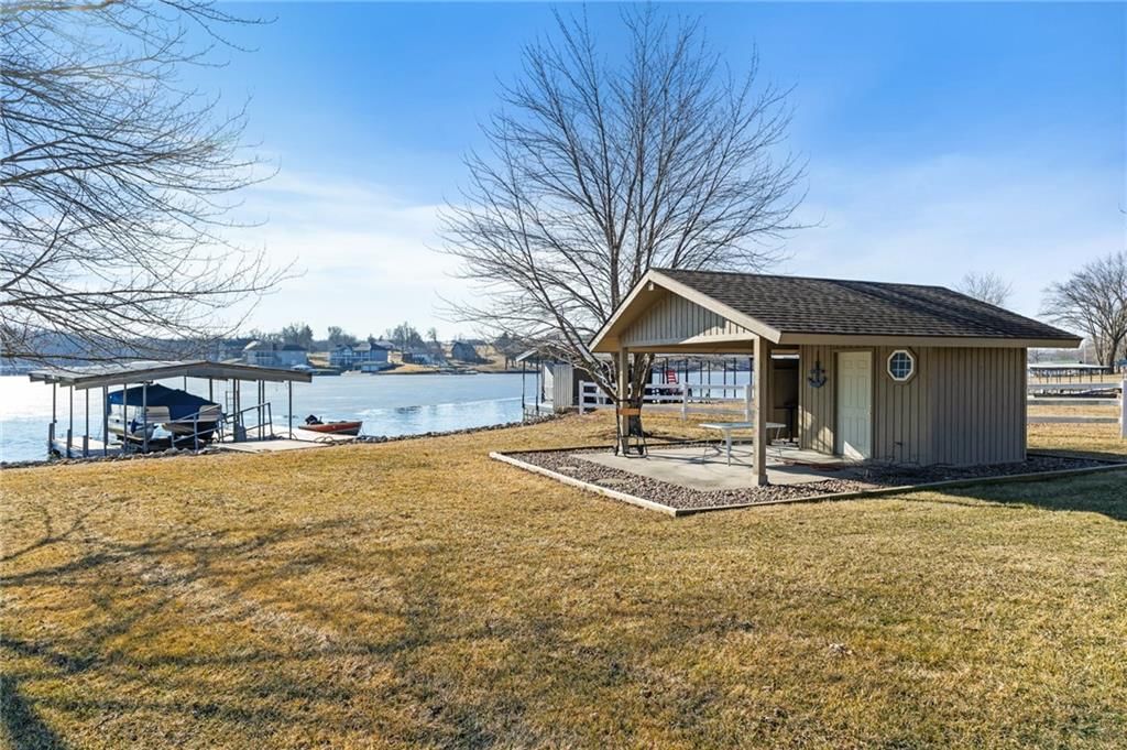 990 Lake Viking Terrace — photo 15