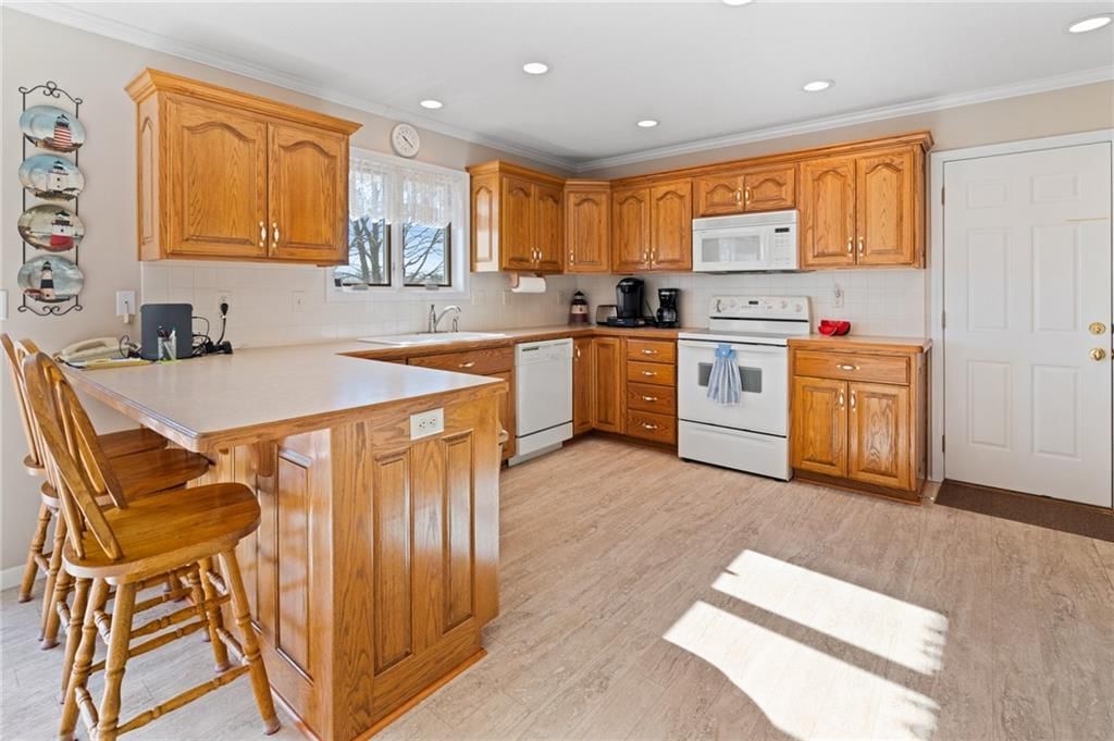 990 Lake Viking Terrace — photo 29