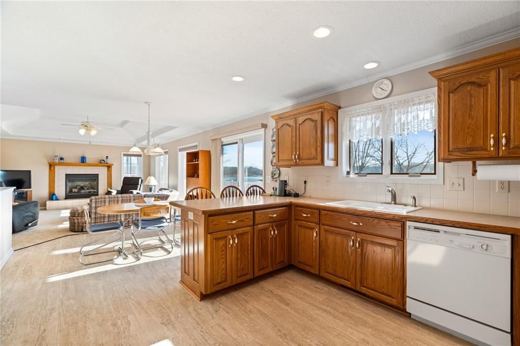 990 Lake Viking Terrace — photo 30