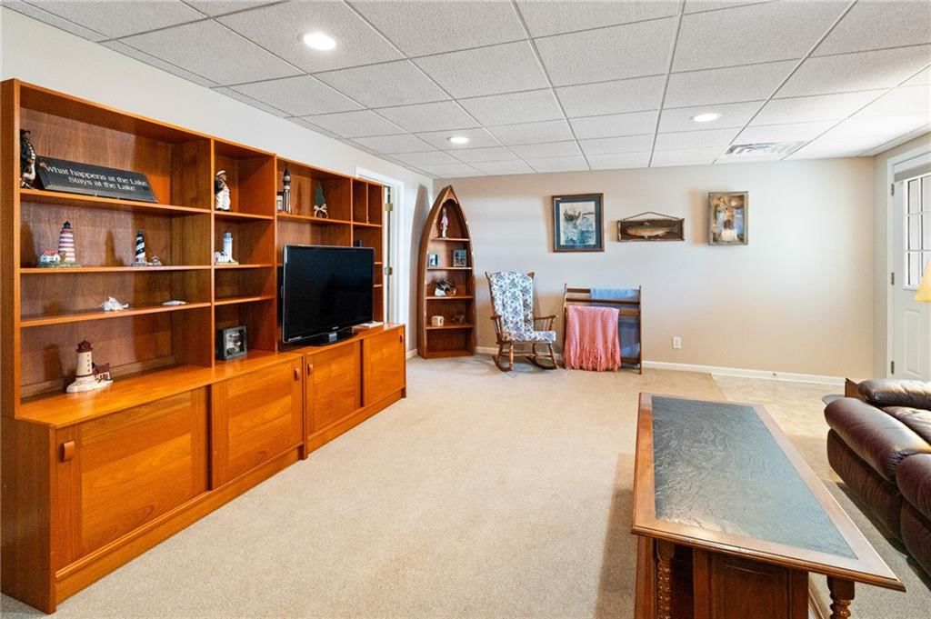 990 Lake Viking Terrace — photo 46