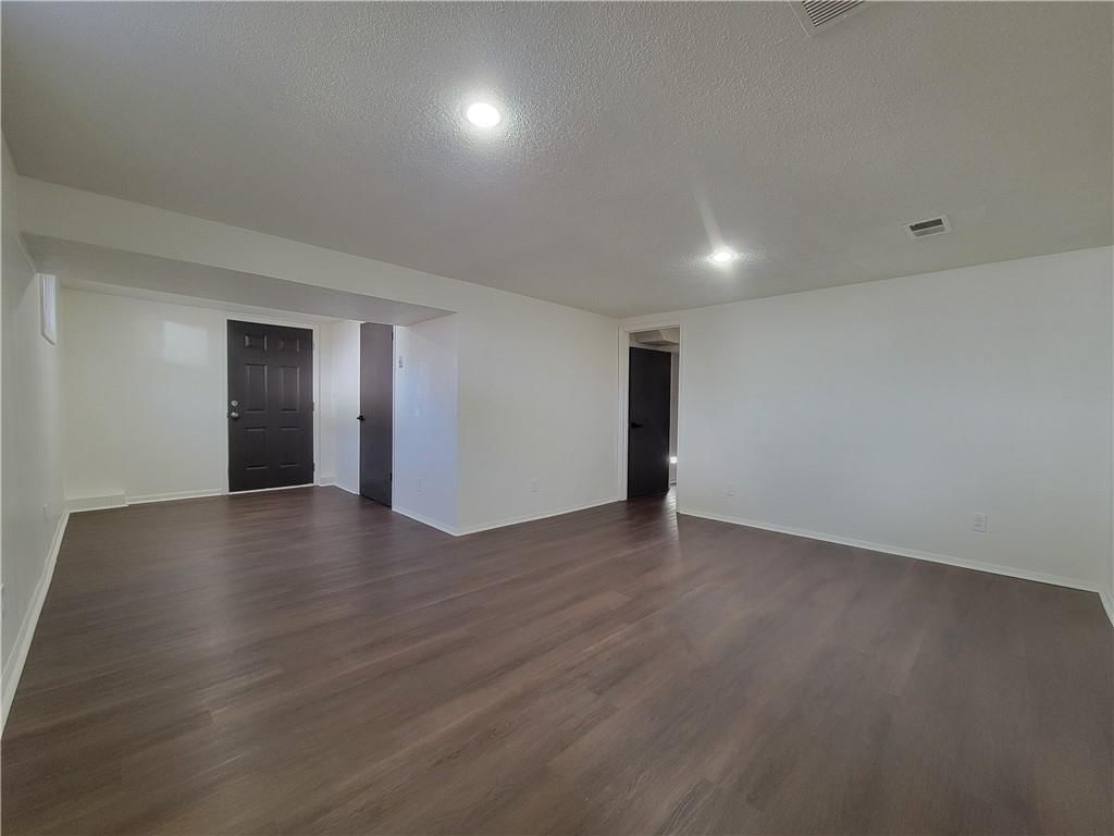 5420 E 97th Street — photo 17