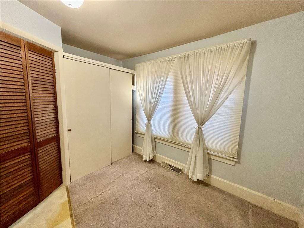 1012 Logan Street — photo 13