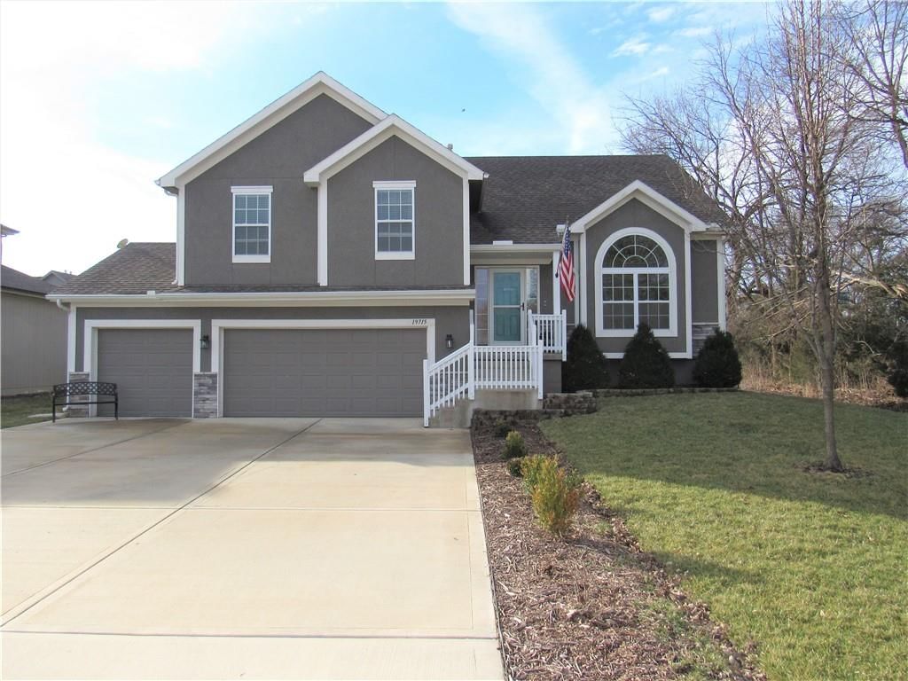 19715 W 197th Court, Spring Hill, KS