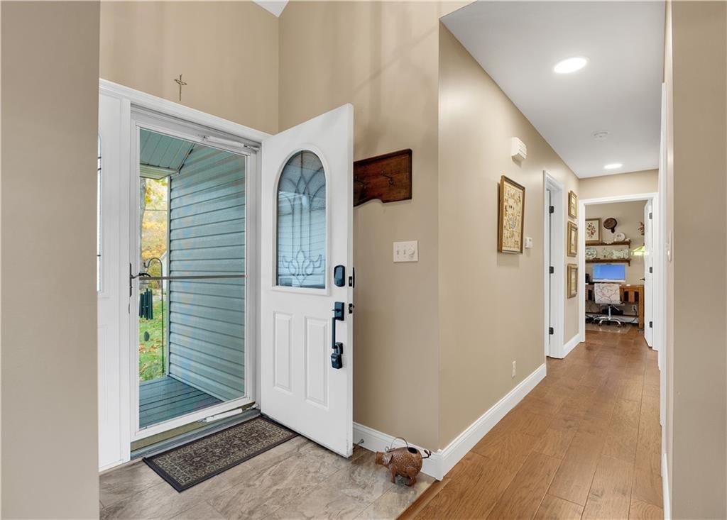 662 Grandview Lane — photo 9