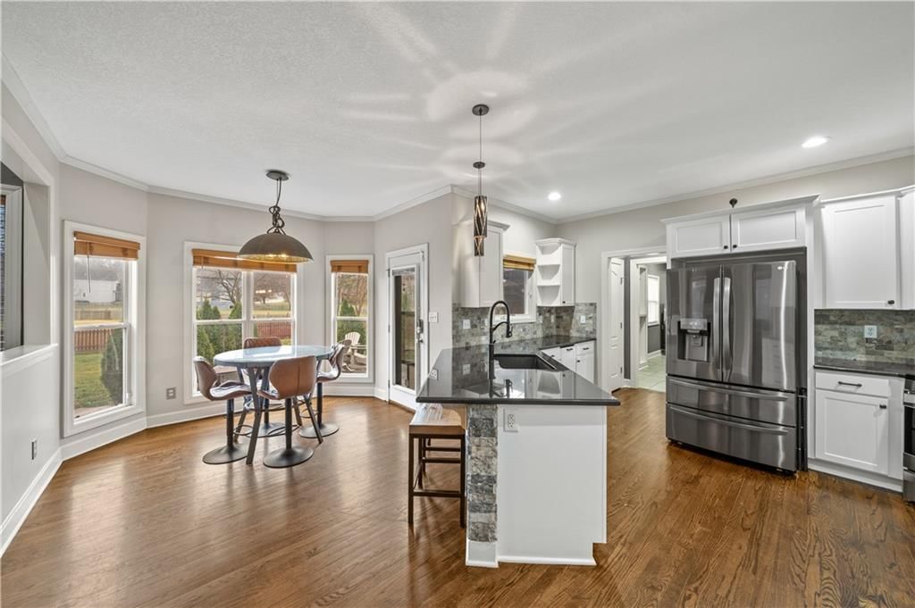 5821 NE Coral Drive — photo 13