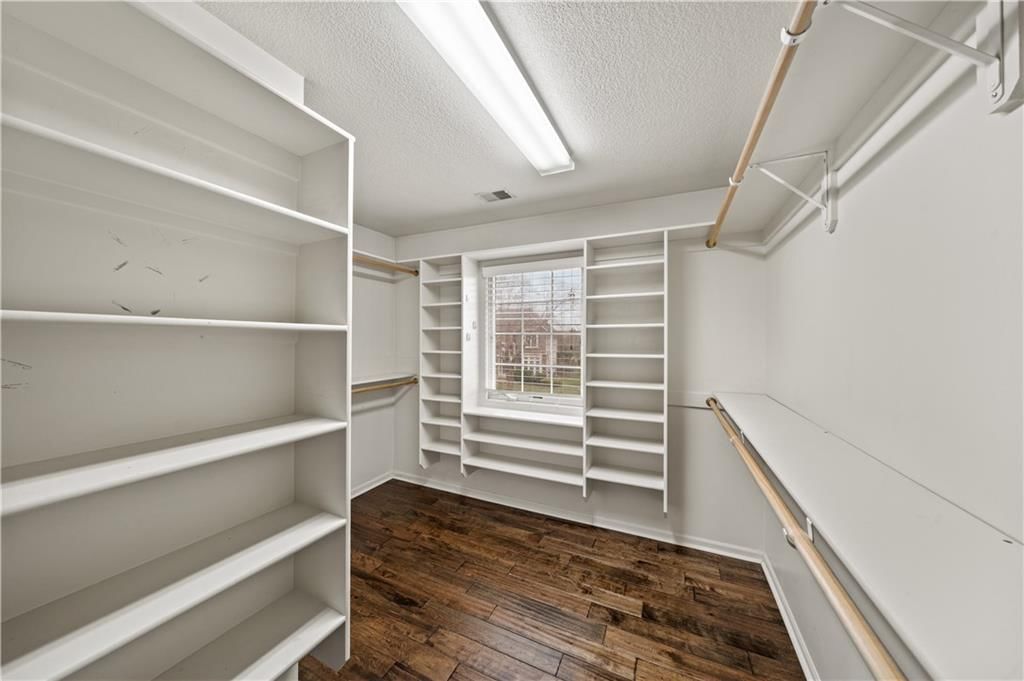 5821 NE Coral Drive — photo 31