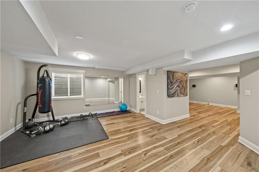 5821 NE Coral Drive — photo 32