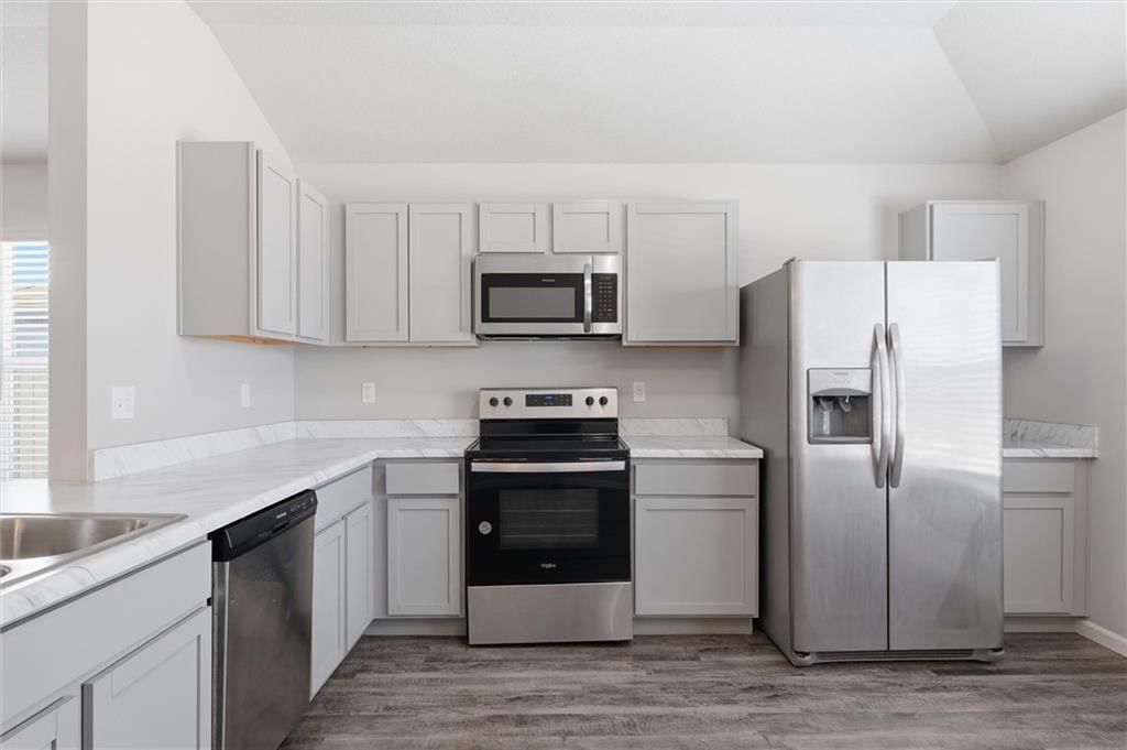 21297 W 219th Street — photo 10
