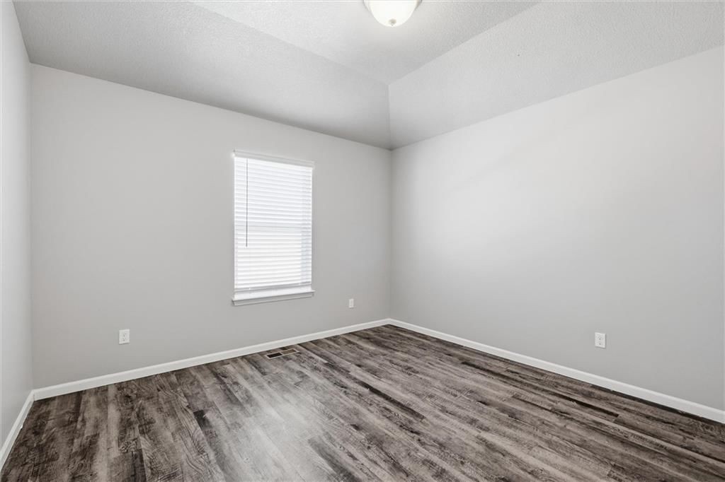21297 W 219th Street — photo 18