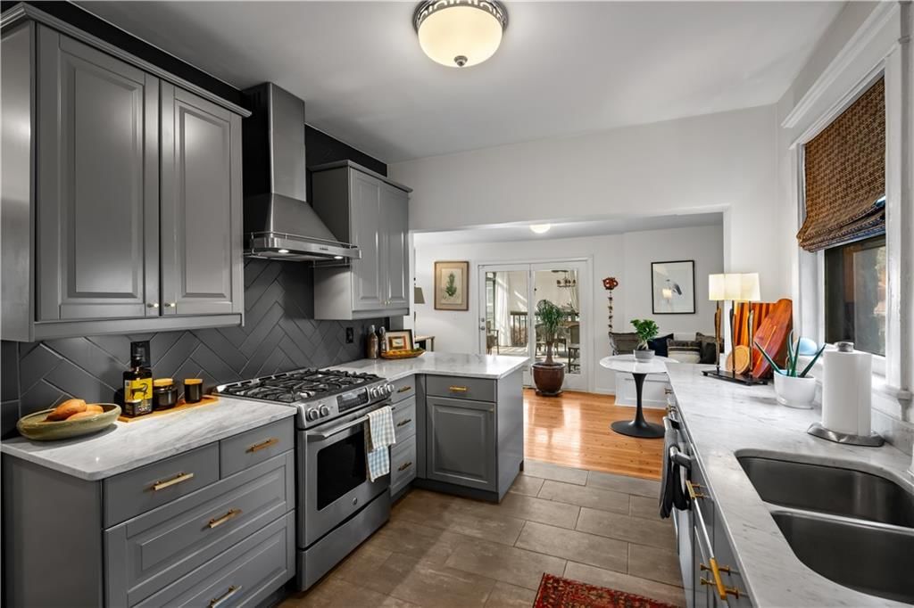 3520 Locust Street — photo 14