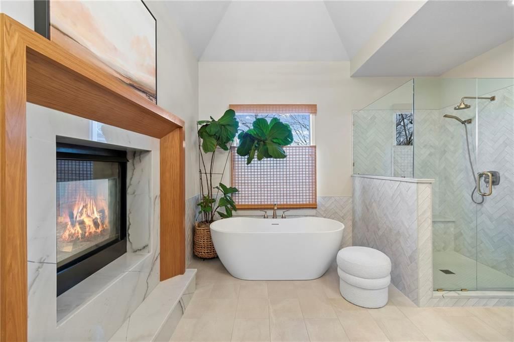 5757 NW HICKORY Court — photo 22