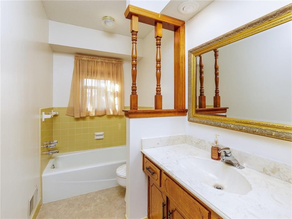 714 Murray Road — photo 19