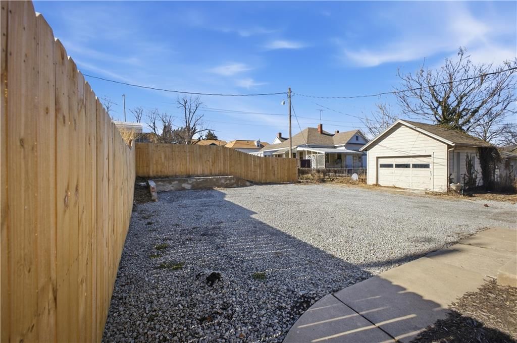 1214 S 22nd Street — photo 44