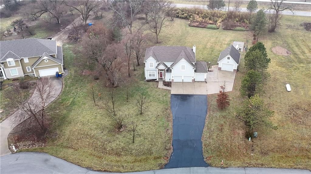 9842 Pin Oak Circle — photo 3