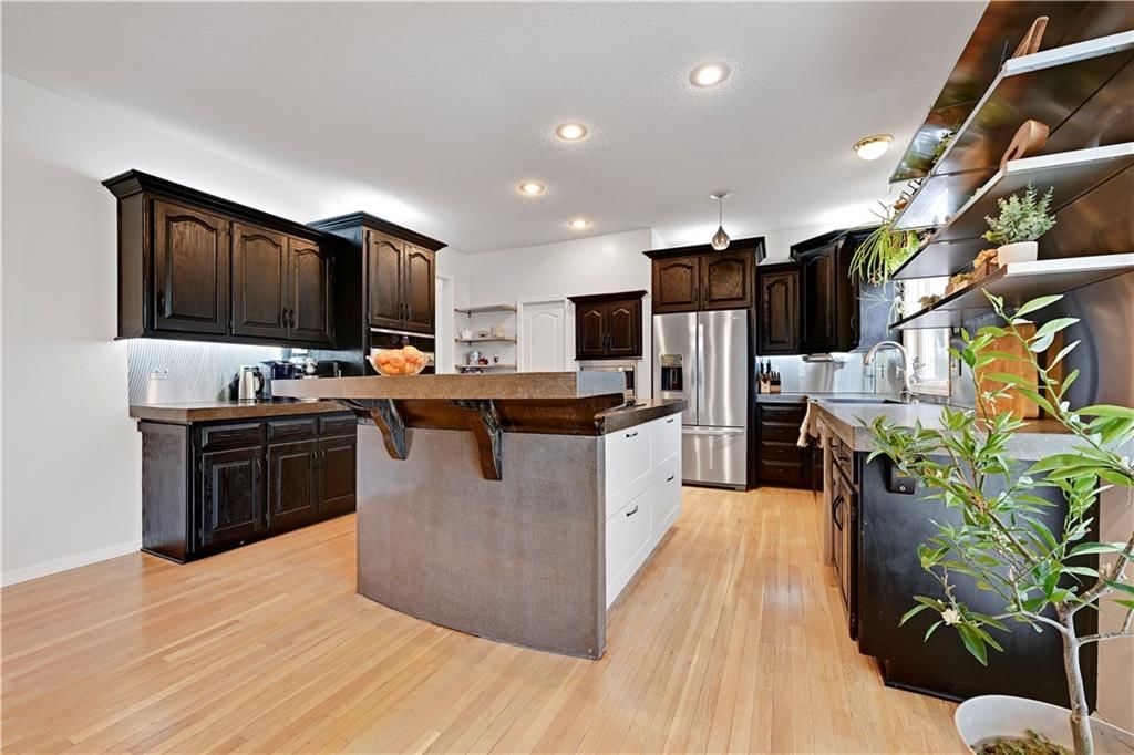 9842 Pin Oak Circle — photo 15