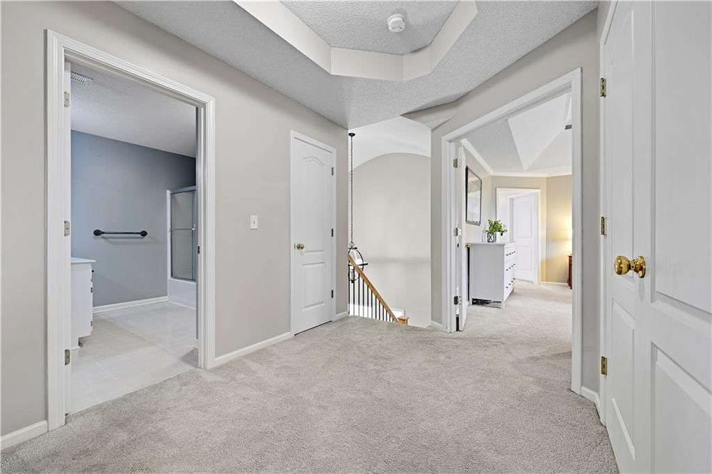 9842 Pin Oak Circle — photo 22