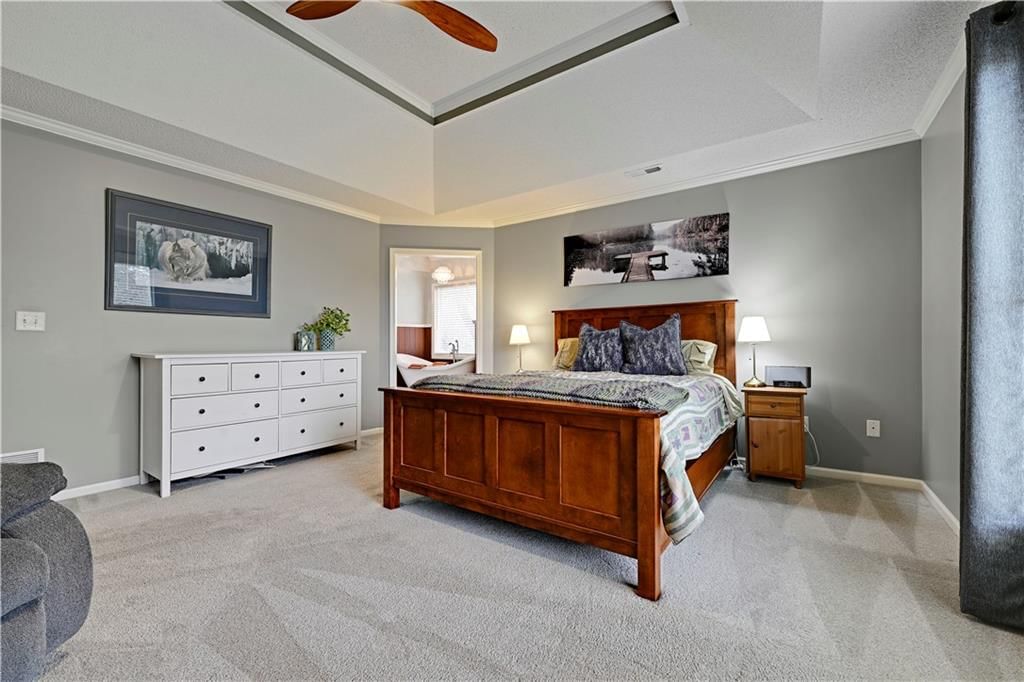 9842 Pin Oak Circle — photo 23