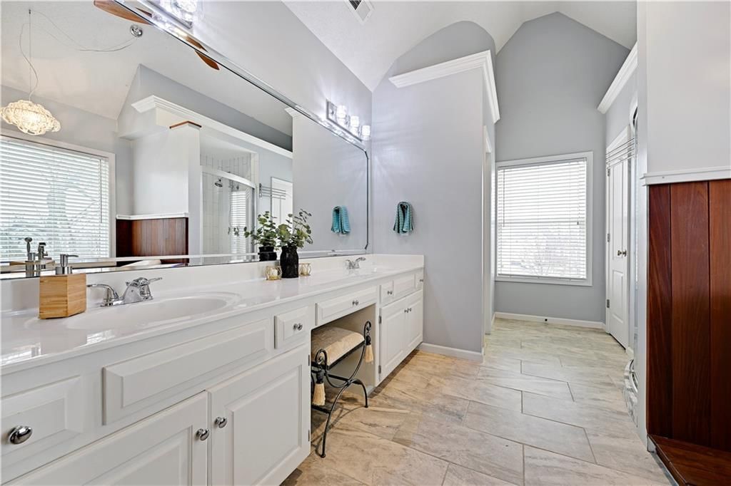 9842 Pin Oak Circle — photo 25