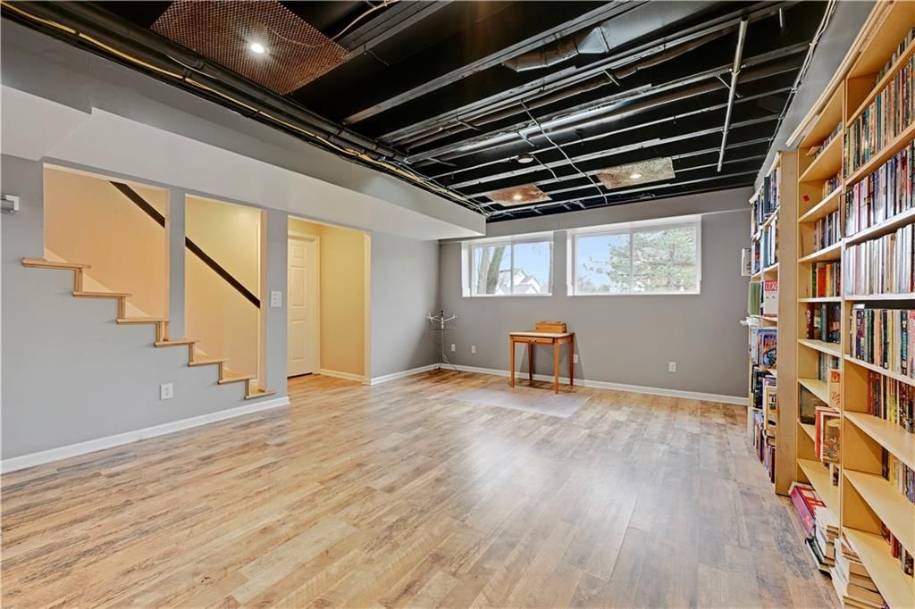 9842 Pin Oak Circle — photo 34