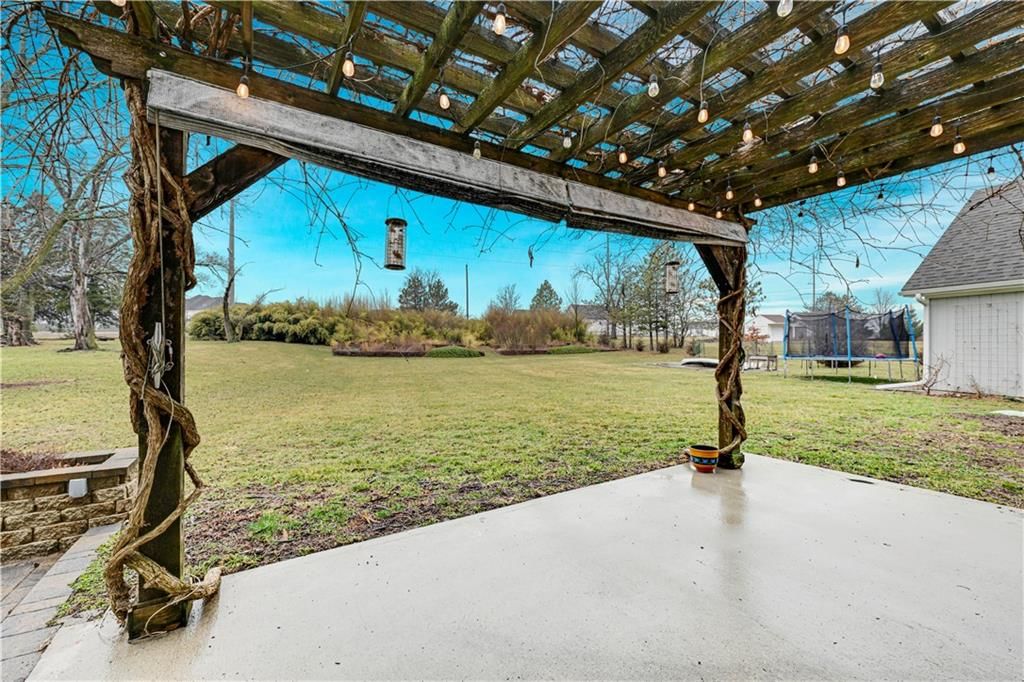 9842 Pin Oak Circle — photo 38