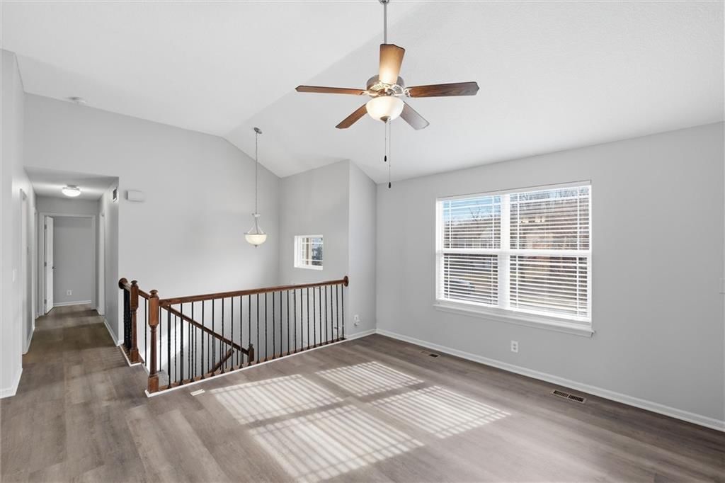 406 Timbercreek Drive — photo 8