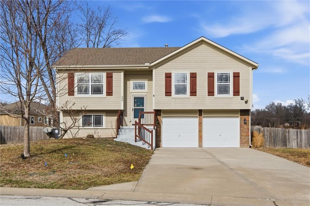 406 Timbercreek Drive, Belton, MO