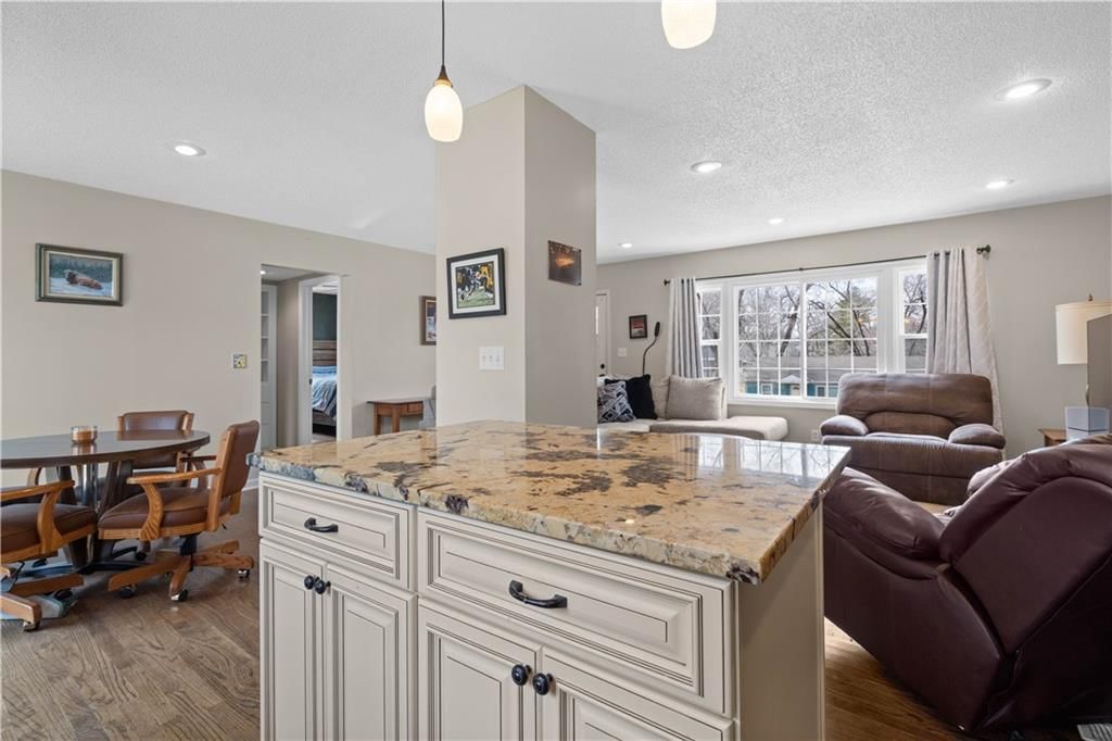 6439 Melrose Lane — photo 17