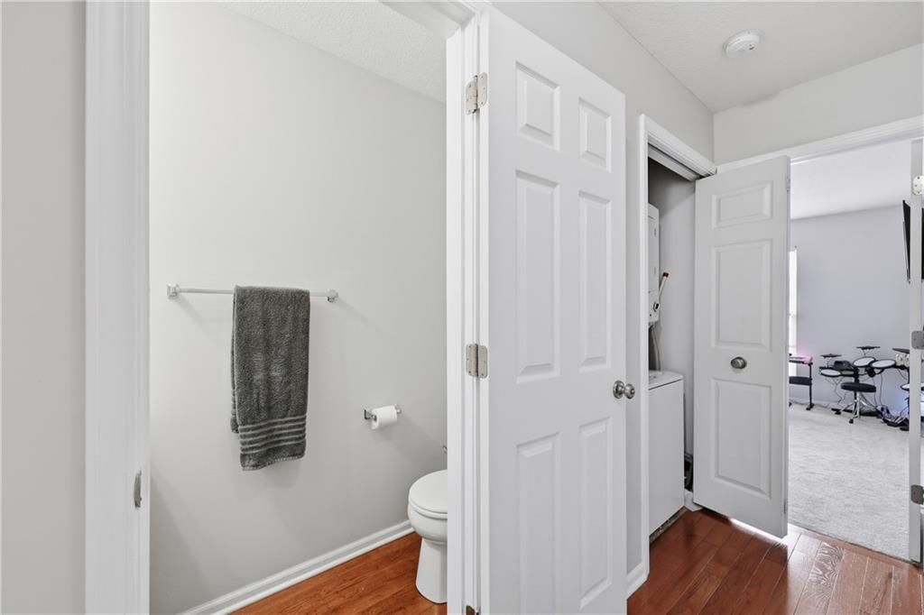 9803 N Hawthorne Avenue — photo 15