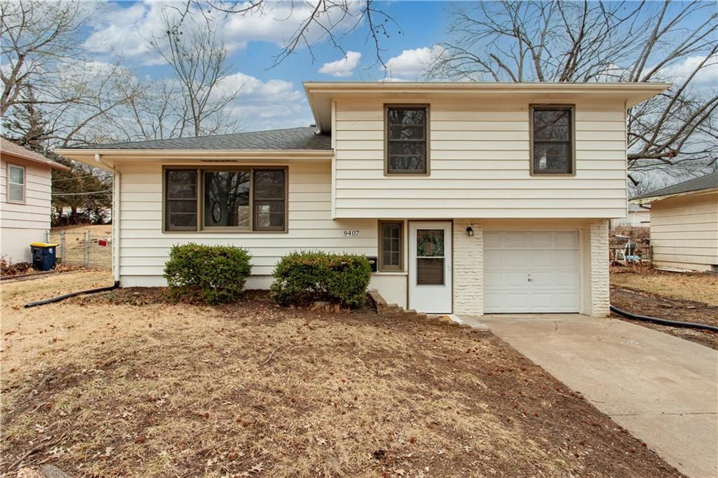9407 Palmer Avenue, Kansas City, MO
