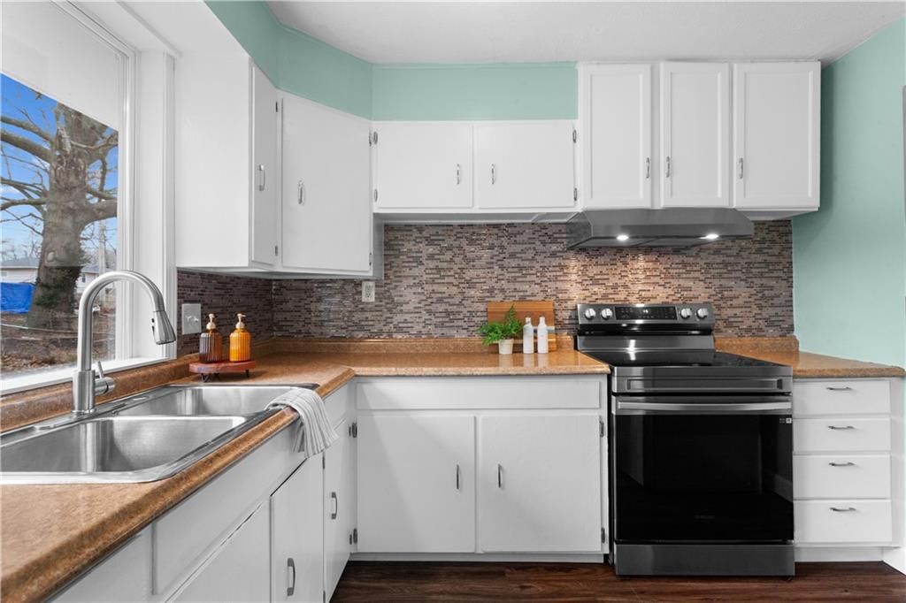 9407 Palmer Avenue — photo 10