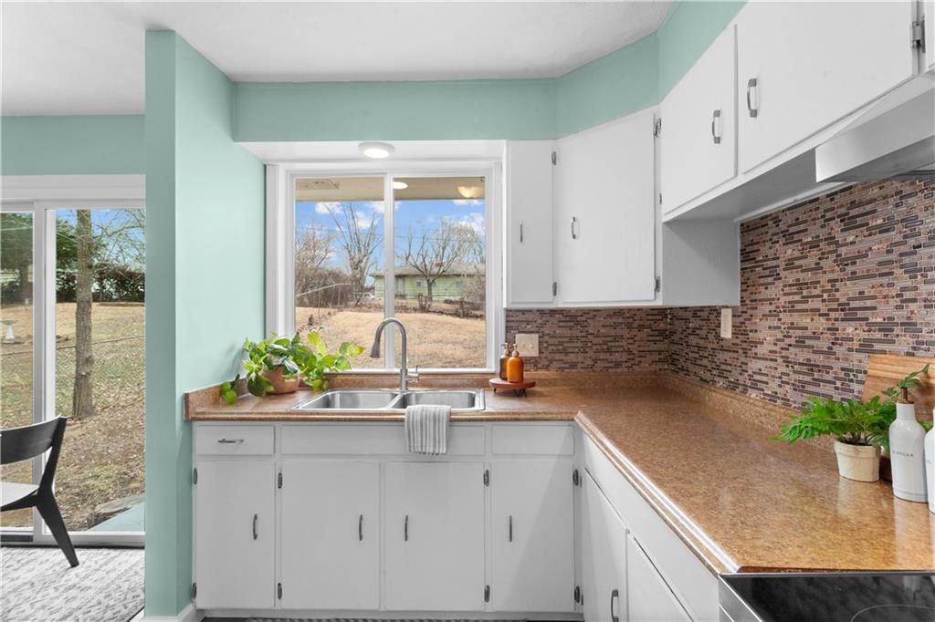 9407 Palmer Avenue — photo 12