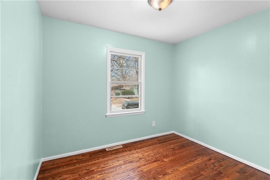 9407 Palmer Avenue — photo 16