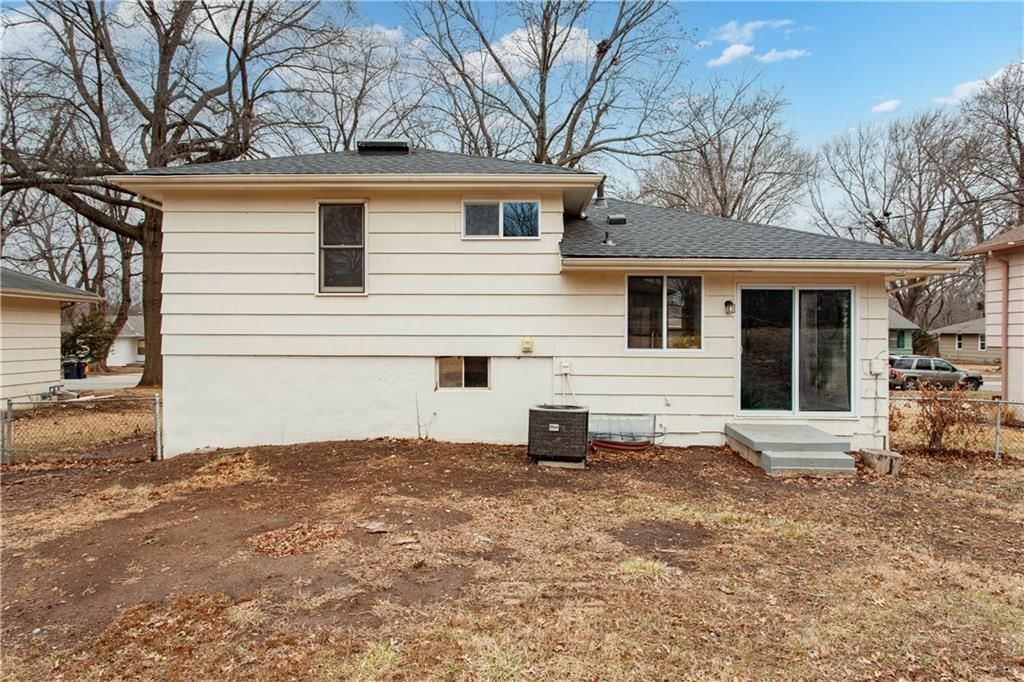 9407 Palmer Avenue — photo 25