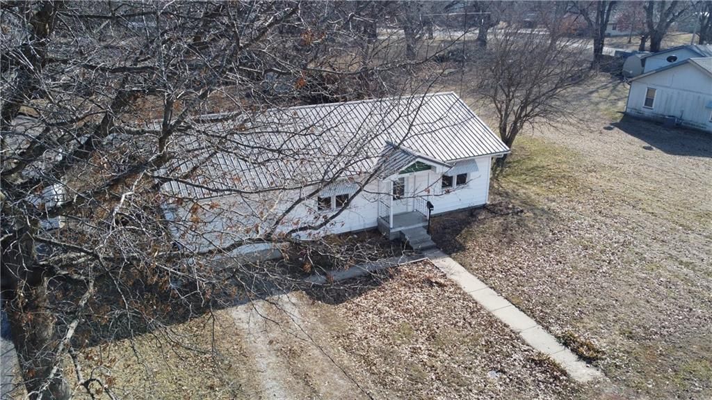 403 Lindy Lane — photo 19