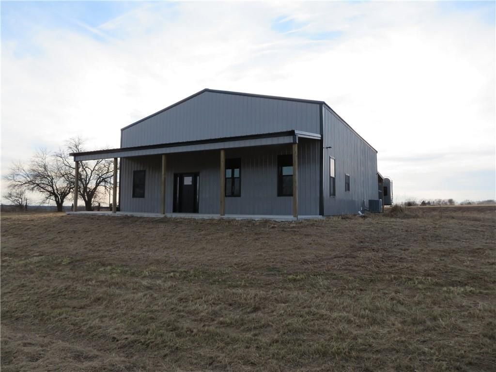 12582 K-16 Highway — photo 3