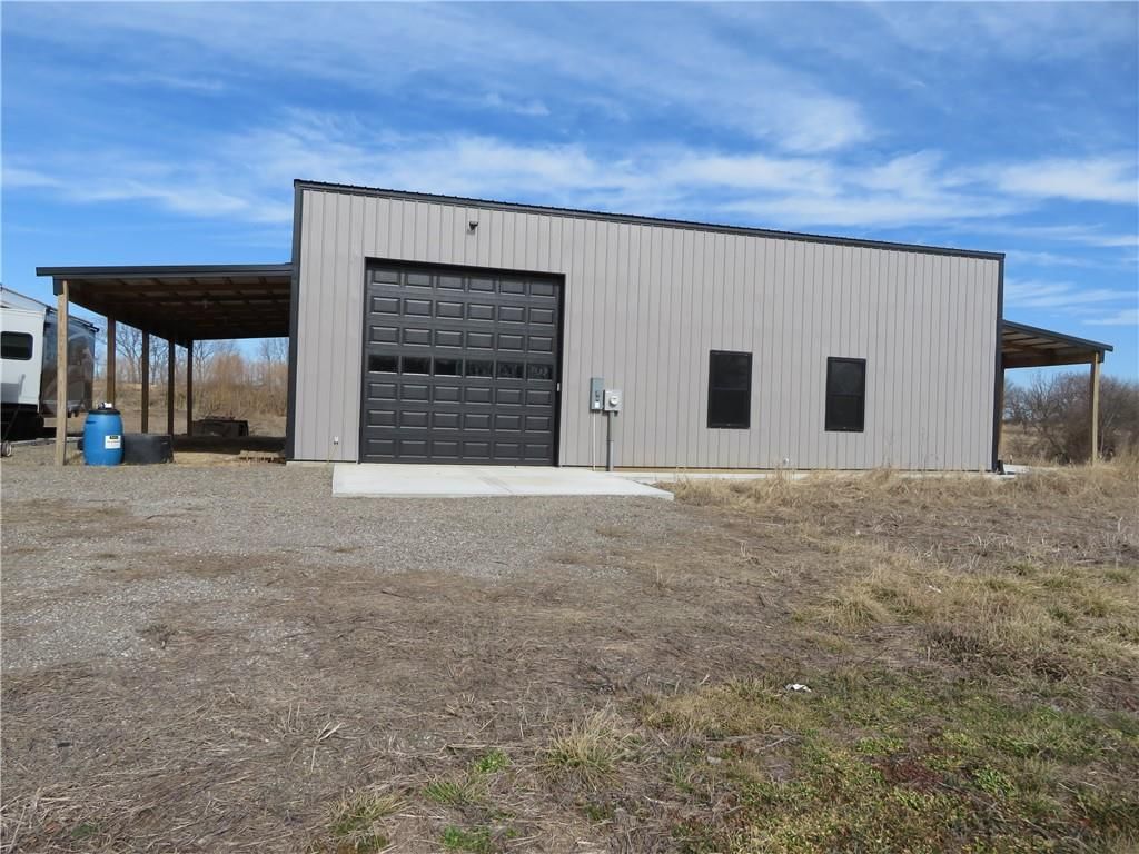 12582 K-16 Highway — photo 37
