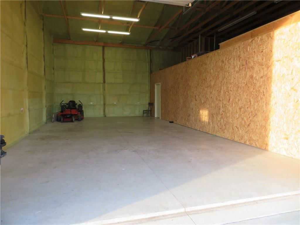 12582 K-16 Highway — photo 42