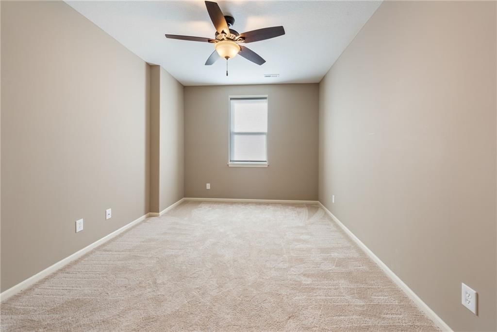 194 N Camelot Drive — photo 23