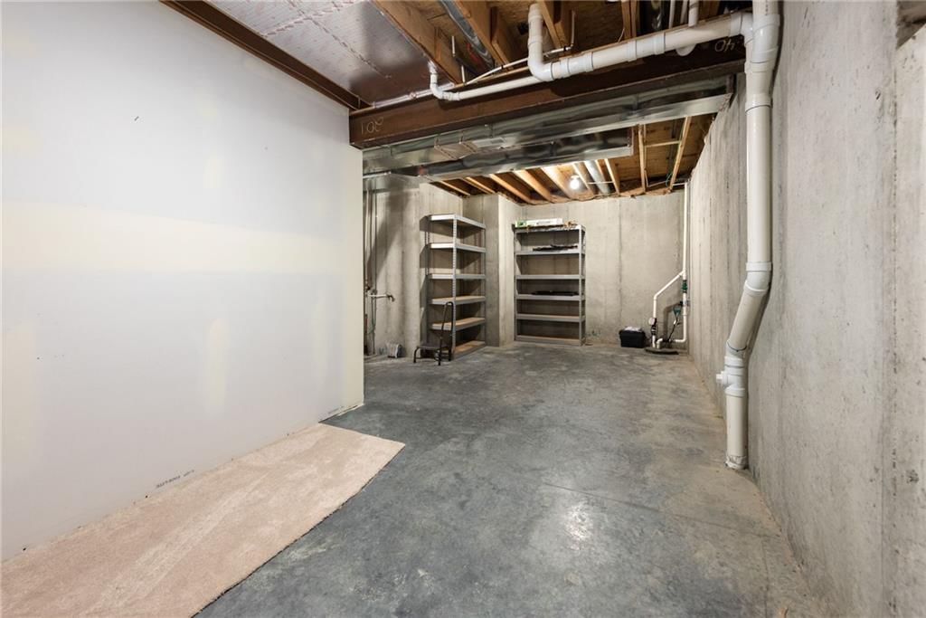 194 N Camelot Drive — photo 30