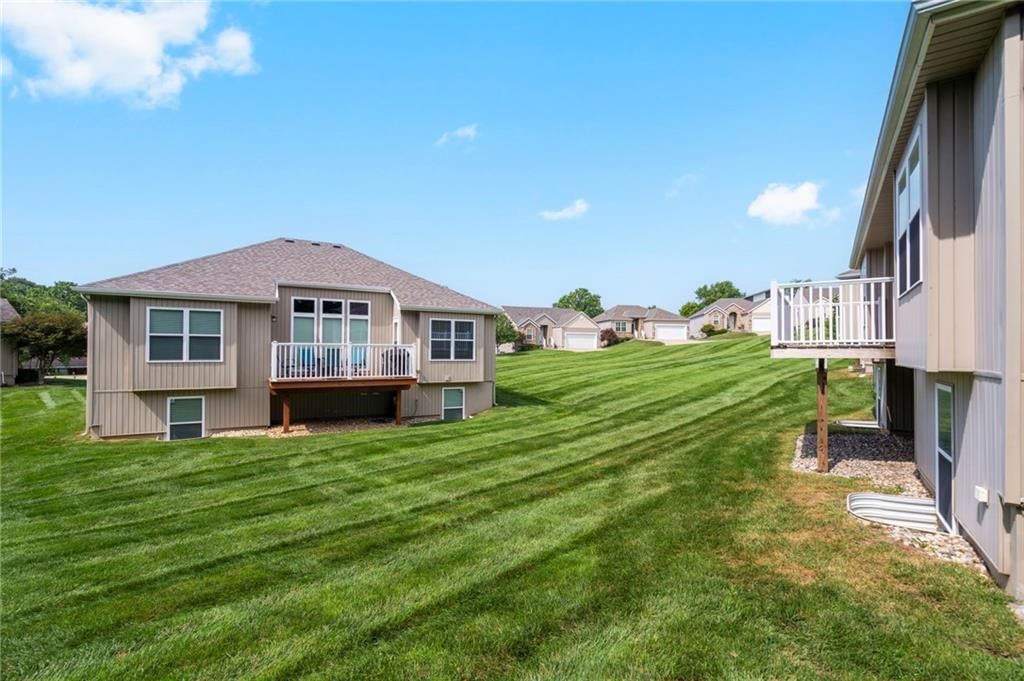 194 N Camelot Drive — photo 34