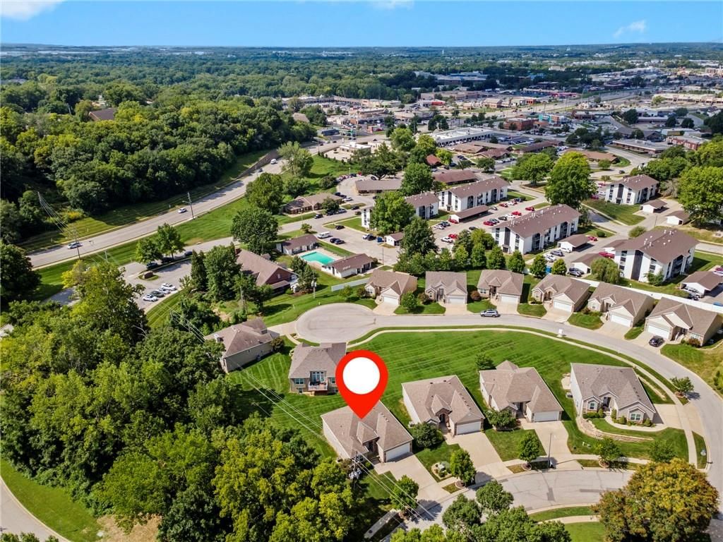 194 N Camelot Drive — photo 41