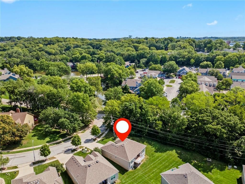 194 N Camelot Drive — photo 45