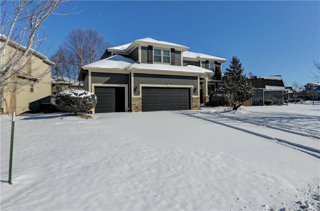 16627 S Lind Road, Olathe, KS